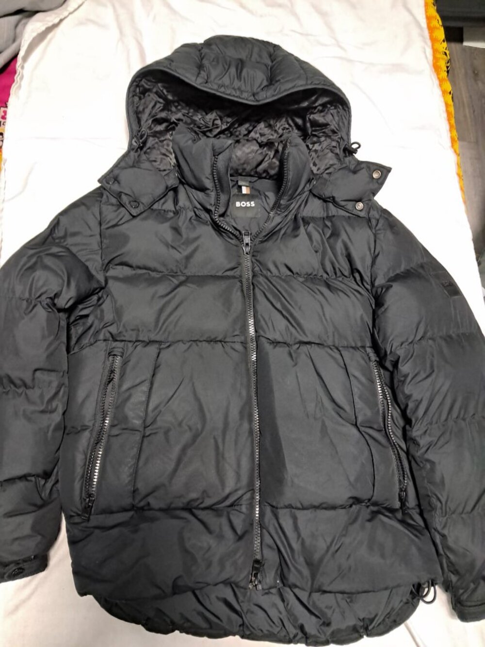Hugo BOSS H-Corbinian5 (Style Code: 50548727) Jacket Medium/Large Mint Condition